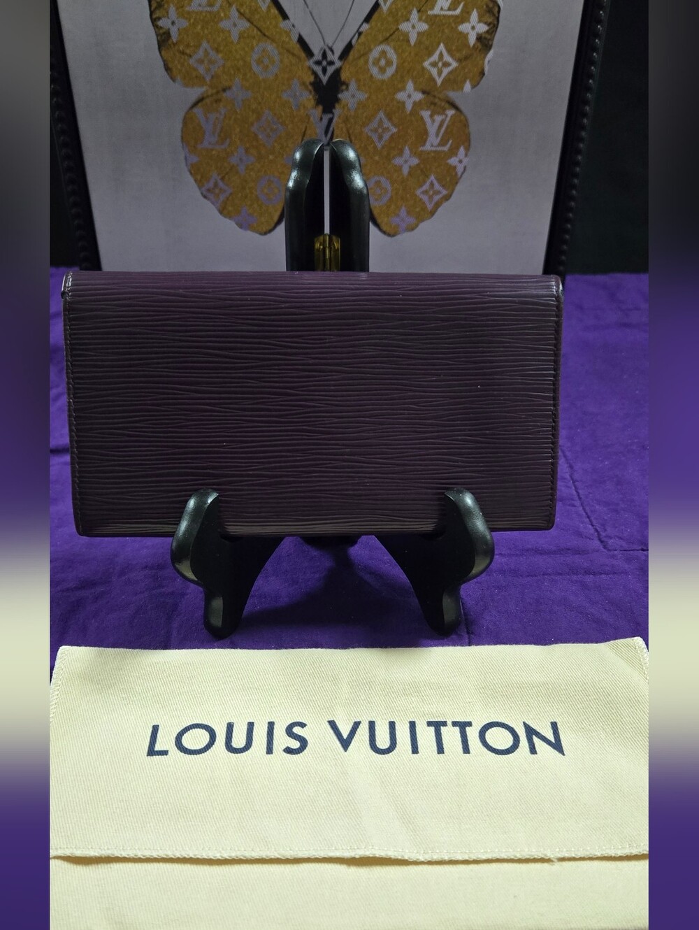 Louis Vuitton Plum Epi Leather Clutch Wallet - Picture 2 of 15